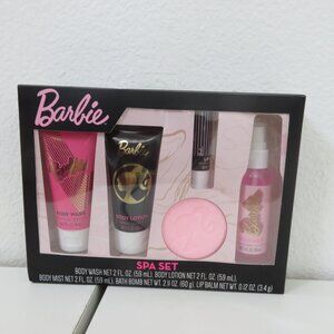 (#113) BARBIE 5pc spa set with body wash, lotion, body mist, Bath Bomb, Lip Balm
